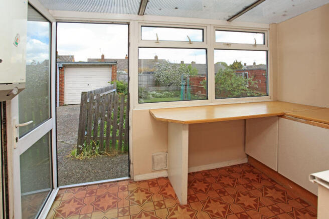 Lean-to / Dining roo