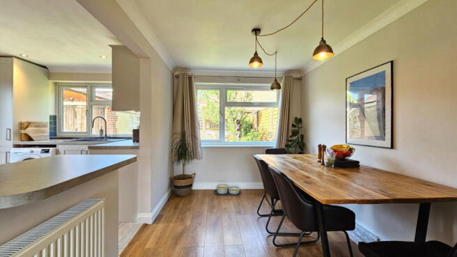 Parkside Road, Thatcham, RG18 3NJ photo 4