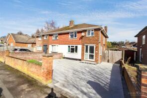 38, Hogarth Avenue, Reading RG30 4QW