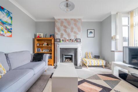 Imperial Walk, Knowle