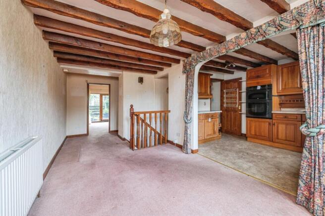 3 bed Town House for sale Image 5
