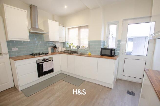 28 Wichnor - Kitchen.jpg