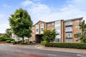 4, Ash Tree Close, Surbiton KT6 5BQ