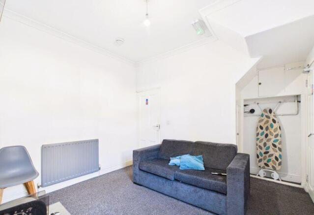 2 bed Terraced for sale Image 4