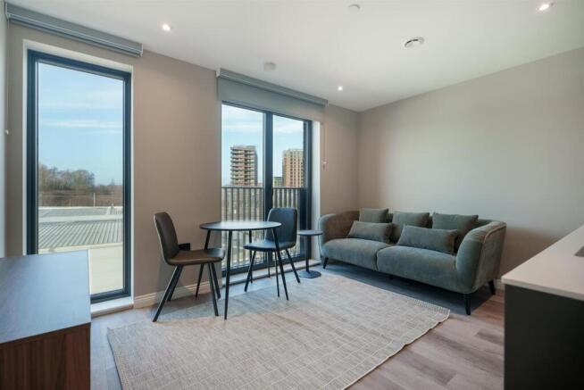 Living Dining Area