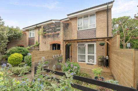 Dennis Reeve Close, Mitcham, CR4