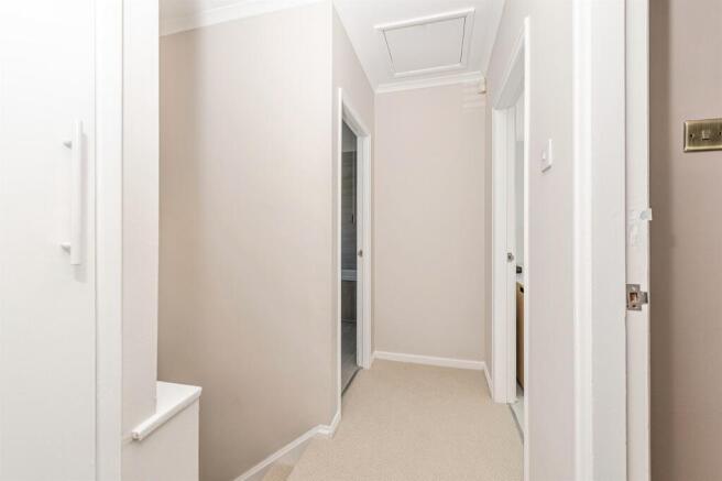 3 bed Detached for sale Image 12