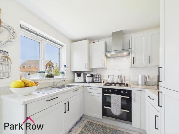 3 bed Semi-Detached for sale Image 9