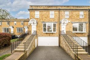 4, Hogarth Way, Hampton TW12 2EL