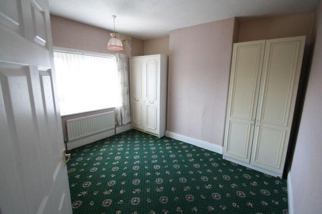 FRONT BEDROOM