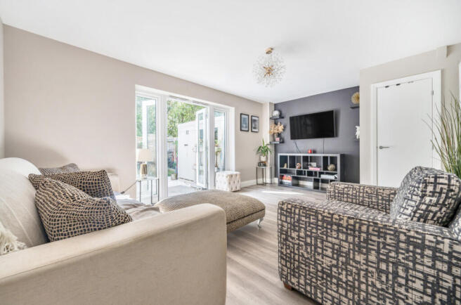 1327813-14-687e67...