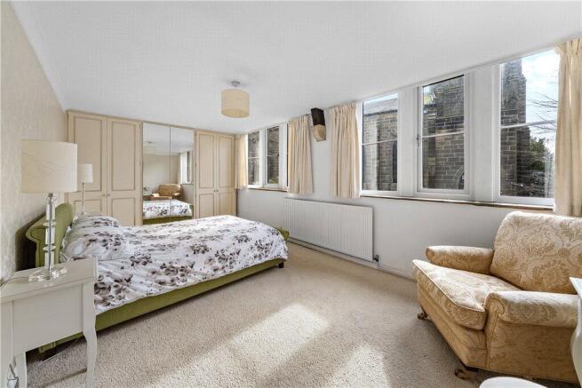 2 bed Apartment for sale Image 5