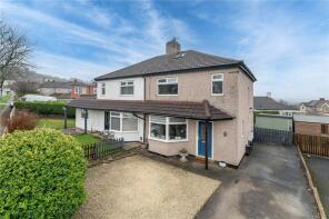 35, Nab Wood Drive, Shipley BD18 4EL