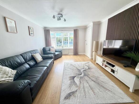 3 bed Detached for sale Image 5