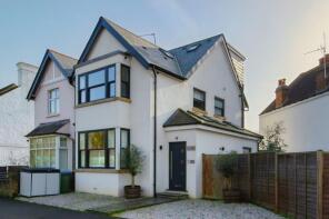 15, Vicarage Road, Kingston Upon Thames KT1 4EB