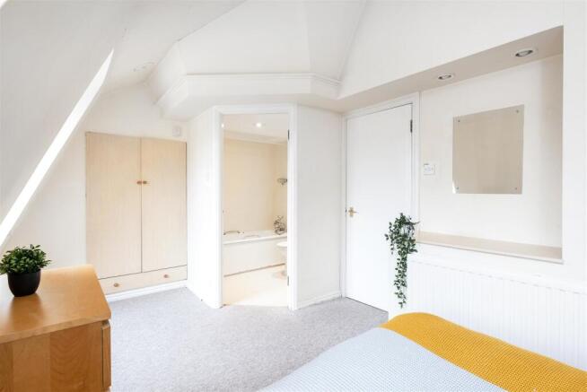 F3 120 Walcot Street-2.jpg