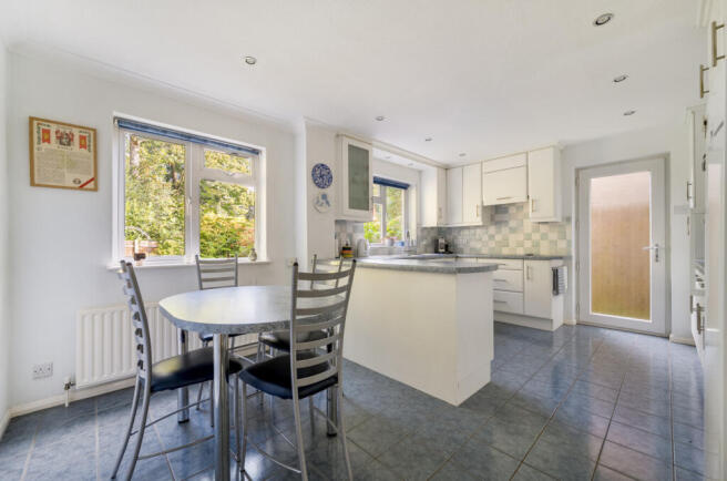 1354926-1-68cd1c8...