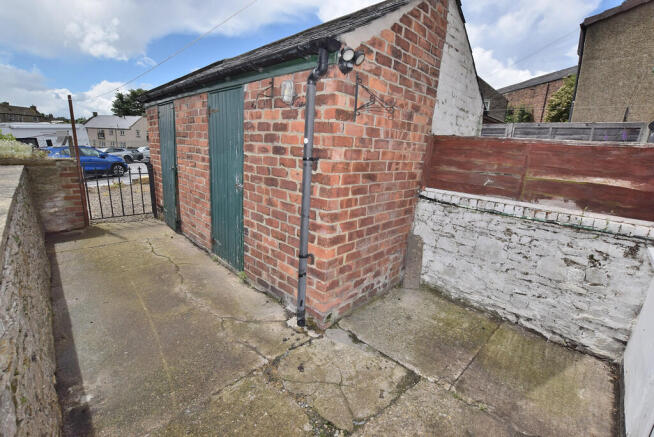 2 bed Terraced for sale Image 9