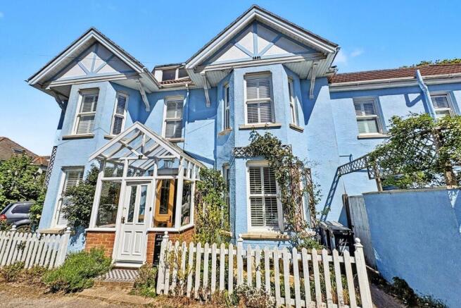 5-bed detached on Southbourne, £725,000