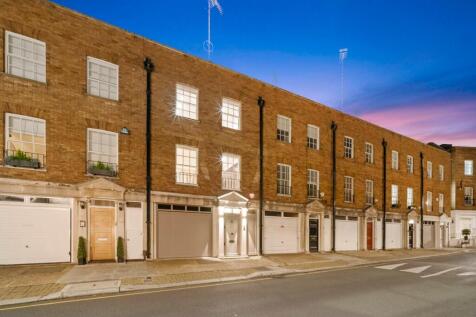 Cadogan Lane,
Knightsbridge, SW1X