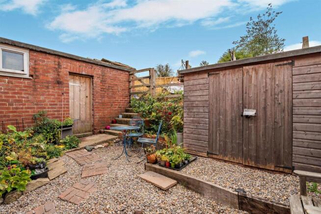 3 bed Semi-Detached for sale Image 11