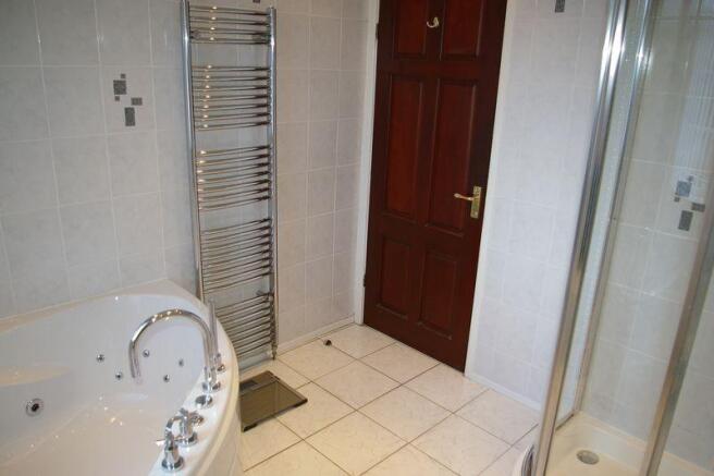 bathroom2