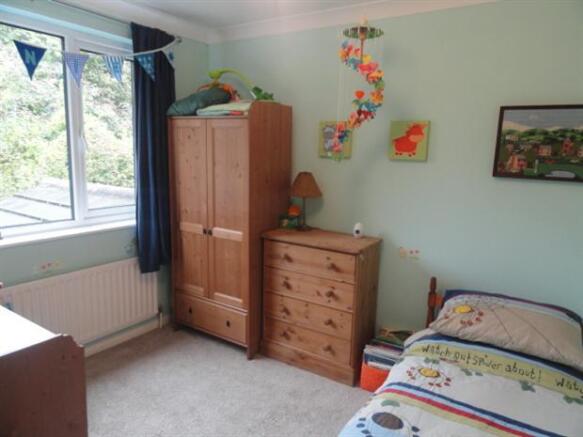 BEDROOM 2