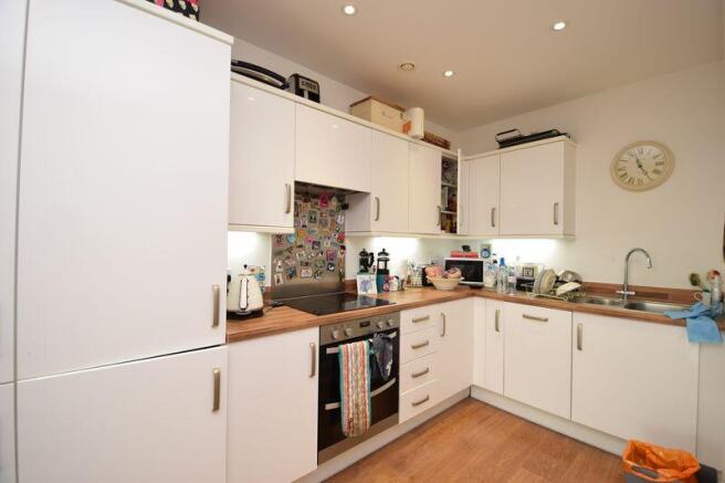 Photo 8