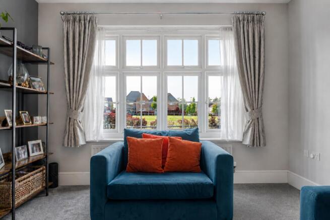 4 bed Detached for sale Image 9
