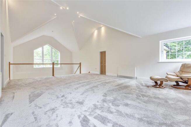 Landing/Living Room