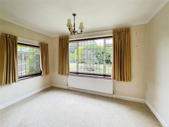 2 bed Bungalow for sale Image 12