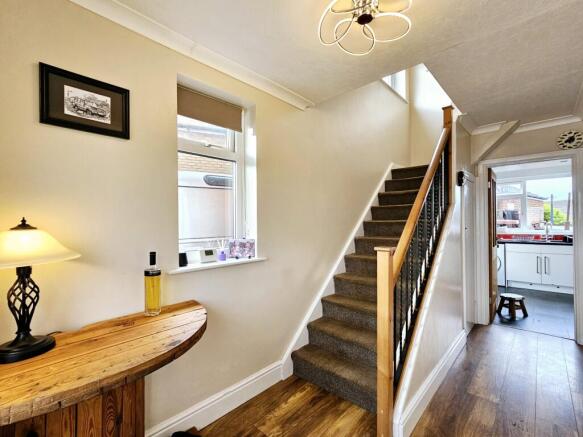 3 bed Semi-Detached for sale Image 5
