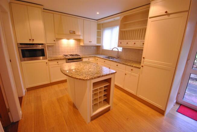 Dining kitchen