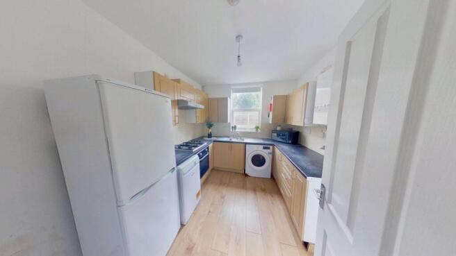8-Midland-Avenue-Kitchen