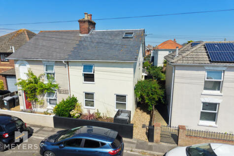 Darracott Road, Bournemouth, BH5 2