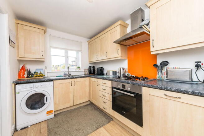 3 bed Detached for sale Image 8