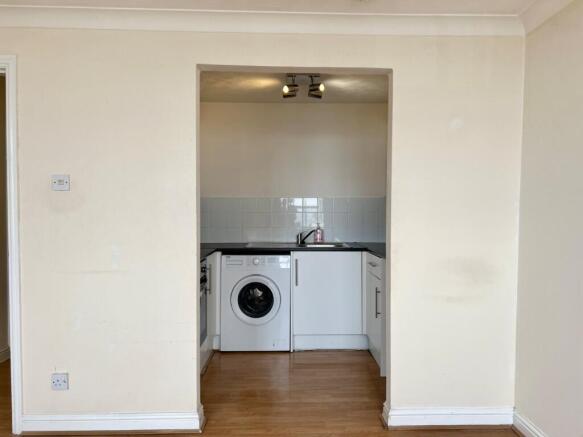 Lounge/Kitchen