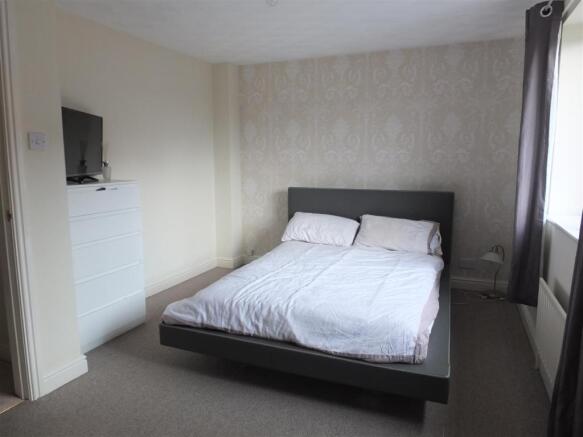 Bedroom 1 (2nd view)