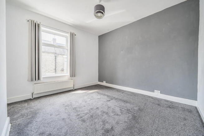 2 bed Terraced for sale Image 8