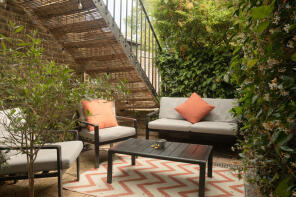 77, Melbourne Grove, London SE22 8RJ