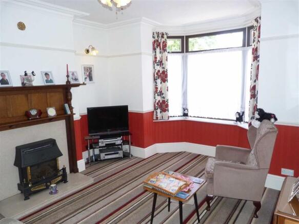 SITTING ROOM