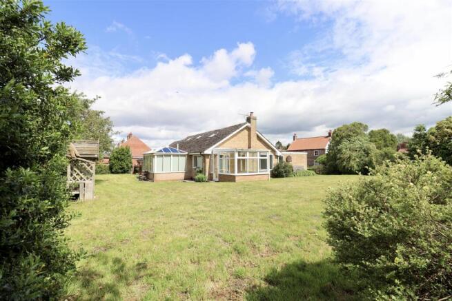 2 bed House for sale Image 8