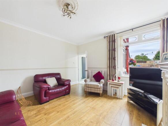 3 bed Terraced for sale Image 10