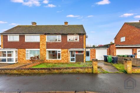 27 Cherry Orchard, Stratford-upon-Avon, CV37 9AP