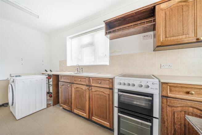 28 High Street, Astcote