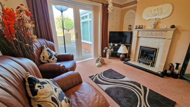 SITTING ROOM