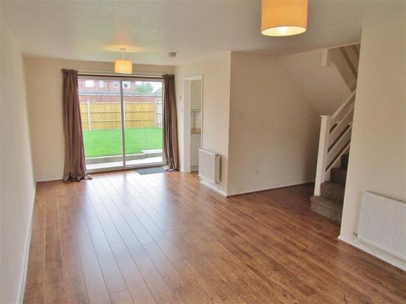 Living Room (Main)