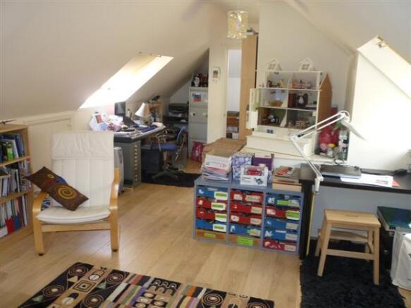 Photo 10