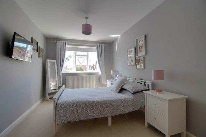 Bedroom 2 (Double)