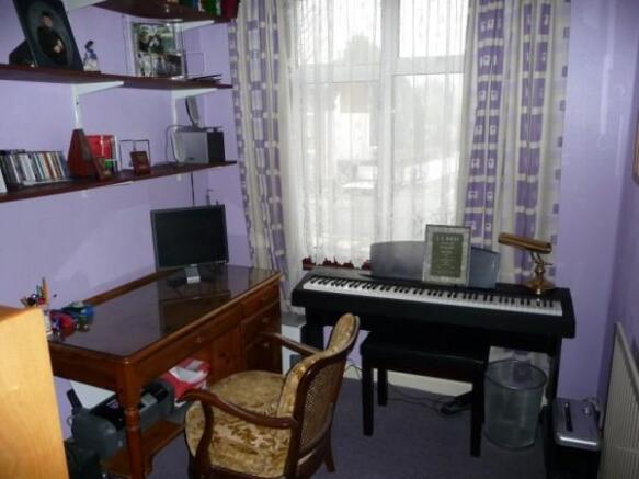 Photo 9